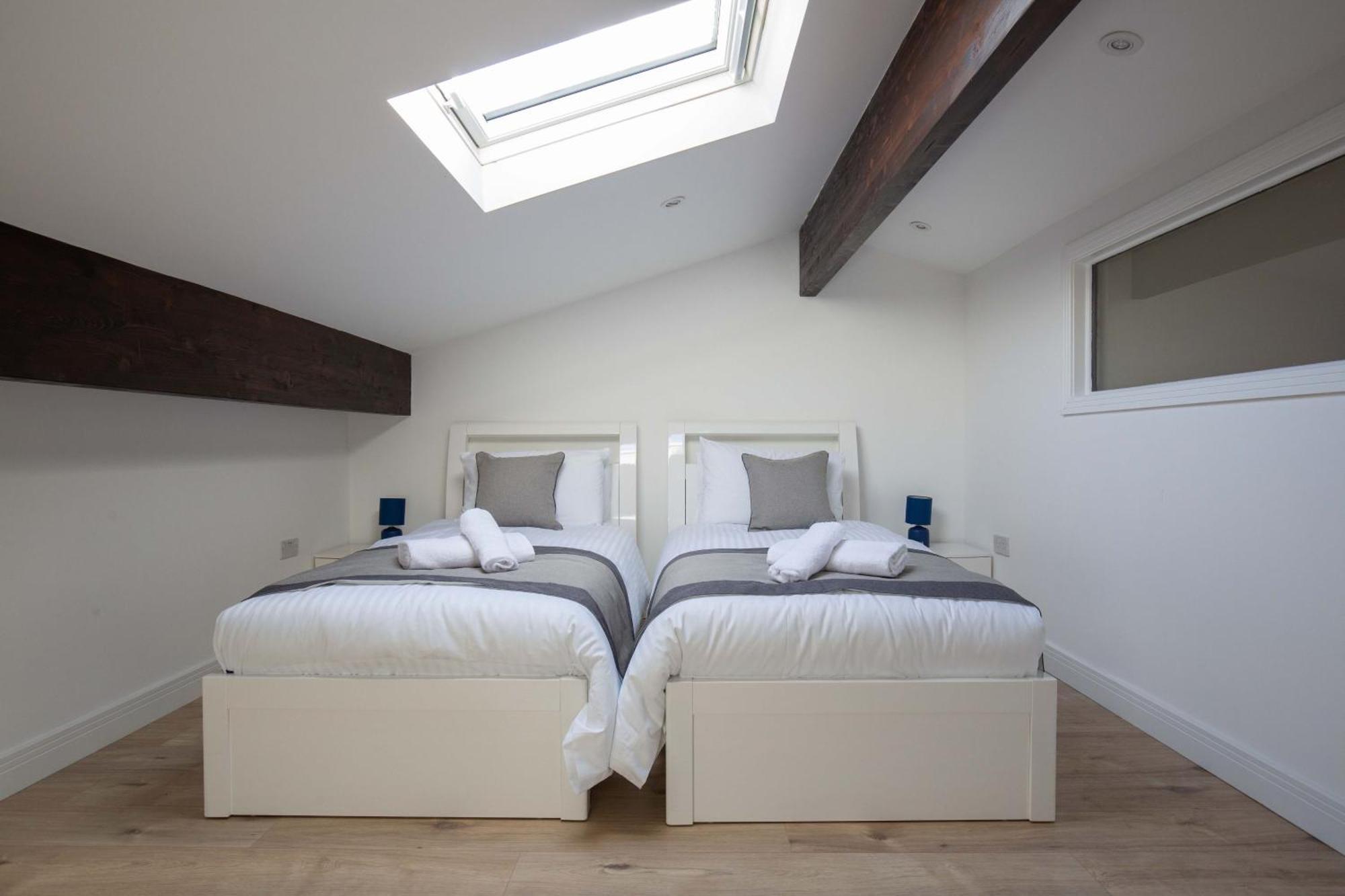 Ascot Cottage سيرنسيستر المظهر الخارجي الصورة